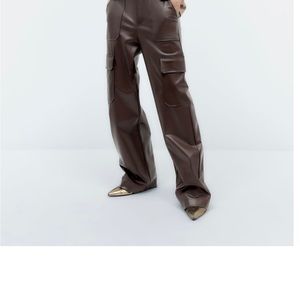 Zara faux leather cargo pants dark brown (L)